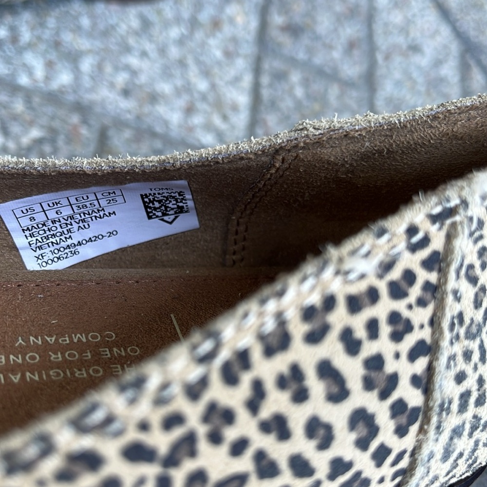 Toms Julies Leopard Print Suede Ballet Flat shoes Desert Tan Size 8 - Picture 3 of 5